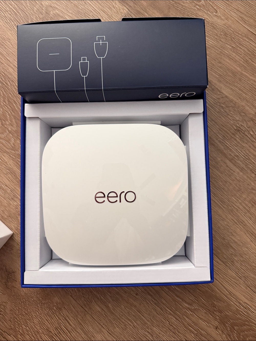 eero Pro 6E White Router with Blue Accent Packaging - Picture 2 of 5